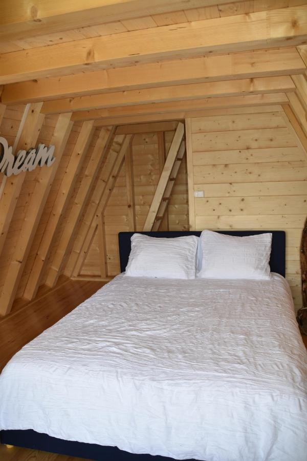 L'Embellie Bed & Breakfast Bertignat Eksteriør bilde