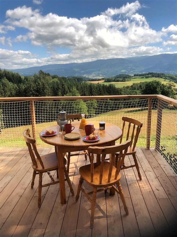 L'Embellie Bed & Breakfast Bertignat Eksteriør bilde