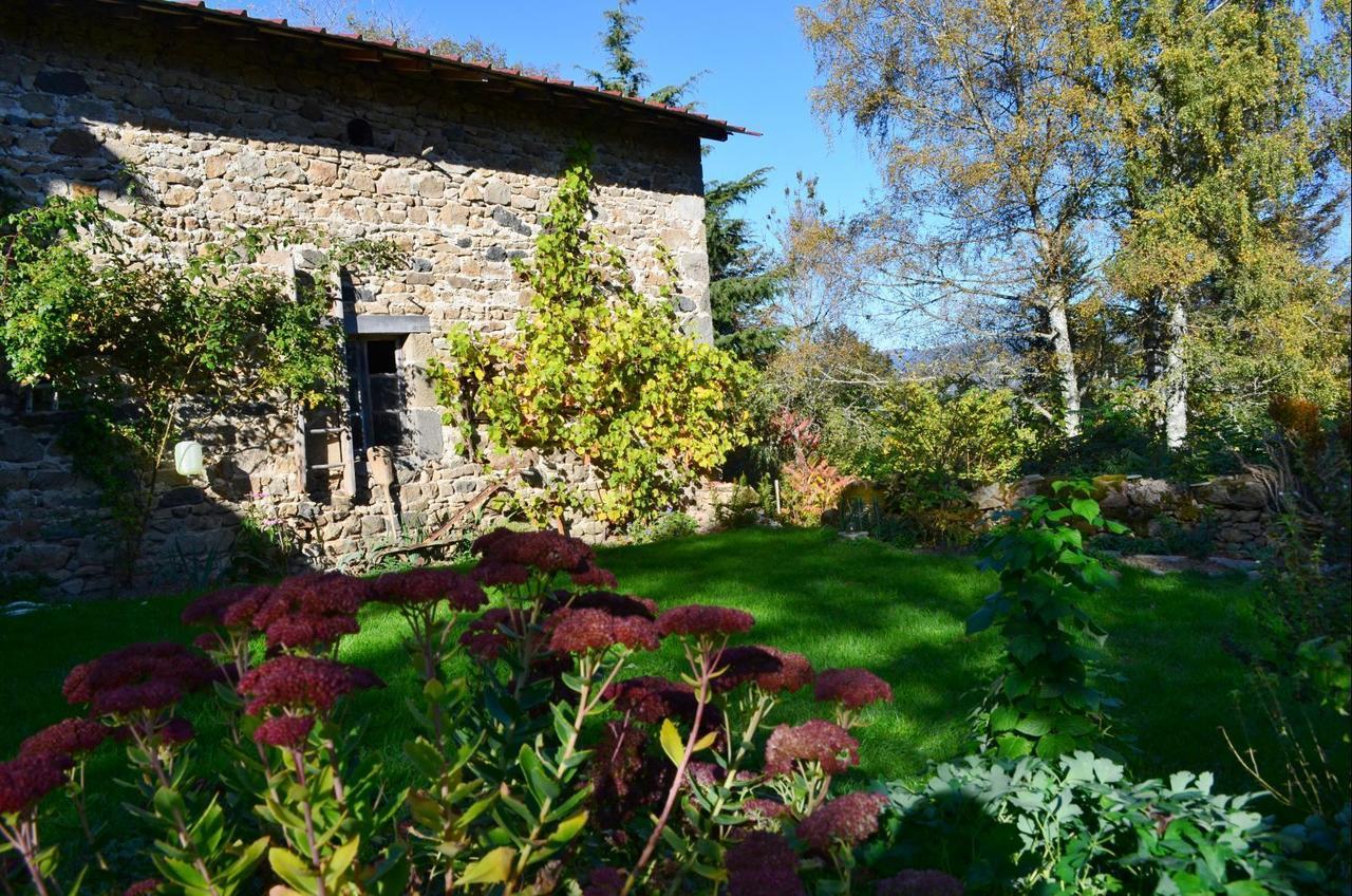 L'Embellie Bed & Breakfast Bertignat Eksteriør bilde