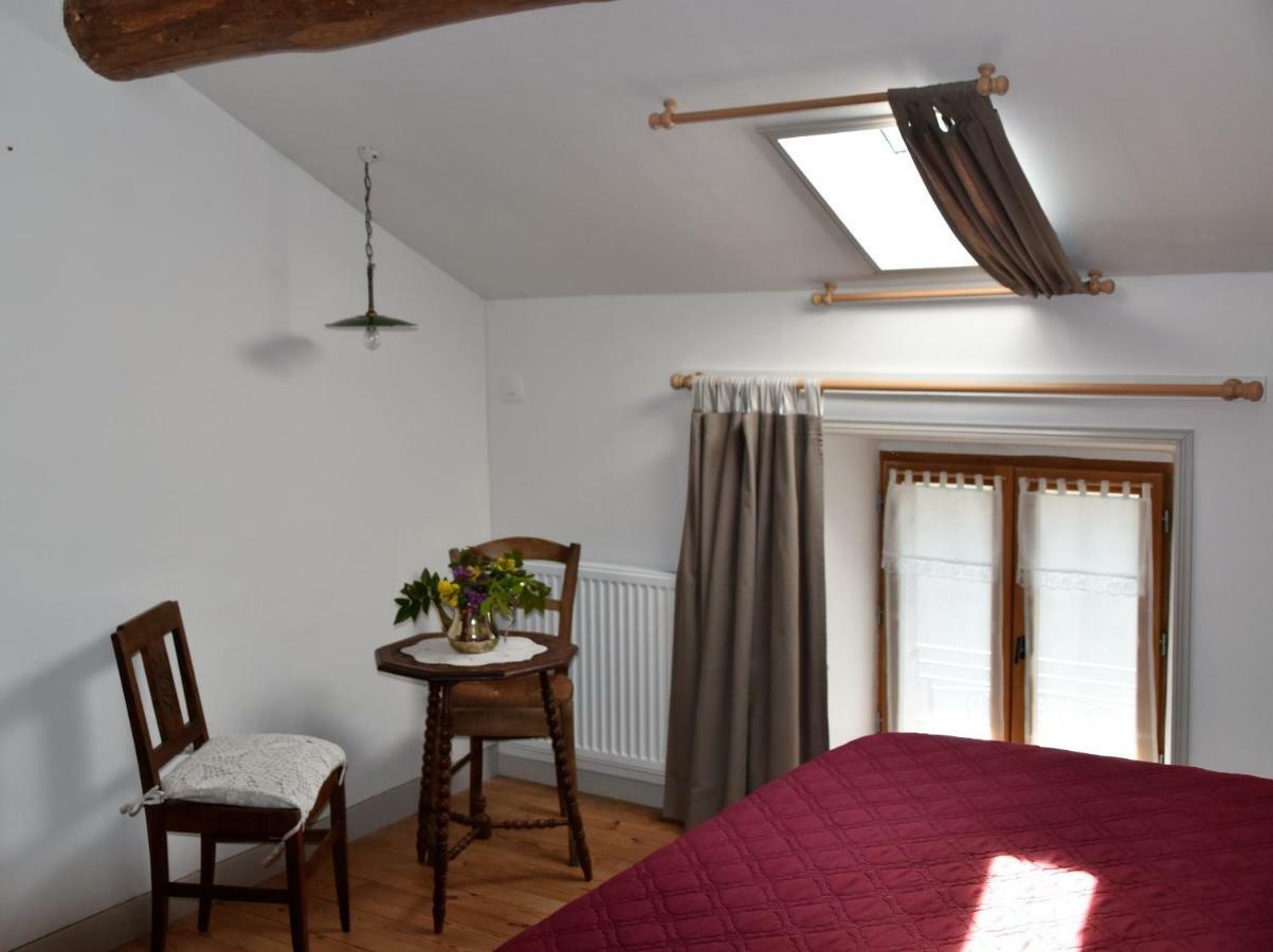 L'Embellie Bed & Breakfast Bertignat Eksteriør bilde